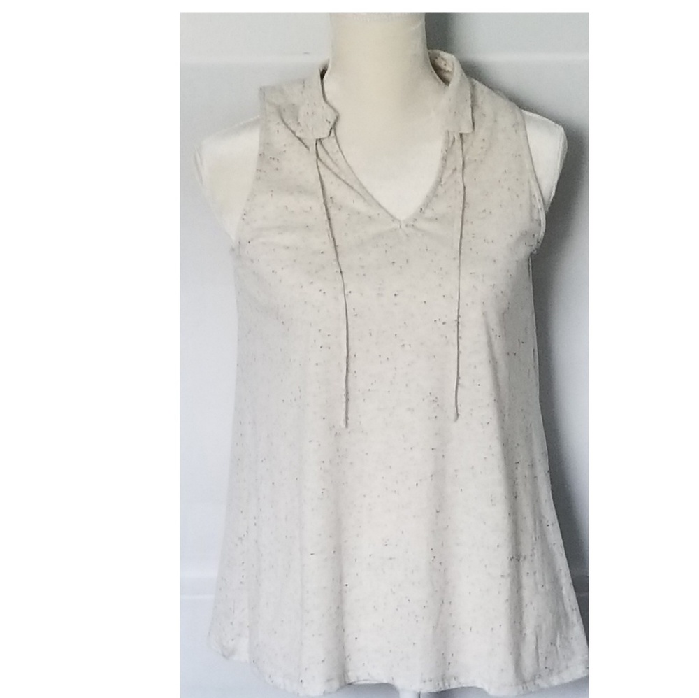 NWOT Hem & Thread Sleeveless Tie Mock Top size L